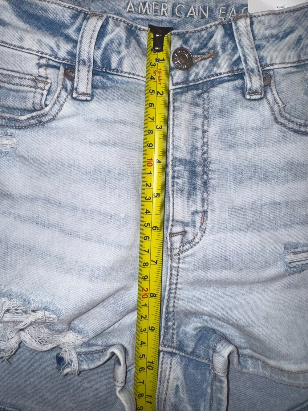 American Eagle High Rise Shortie Shorts NWT Next Level Stretch Distressed Size 4
